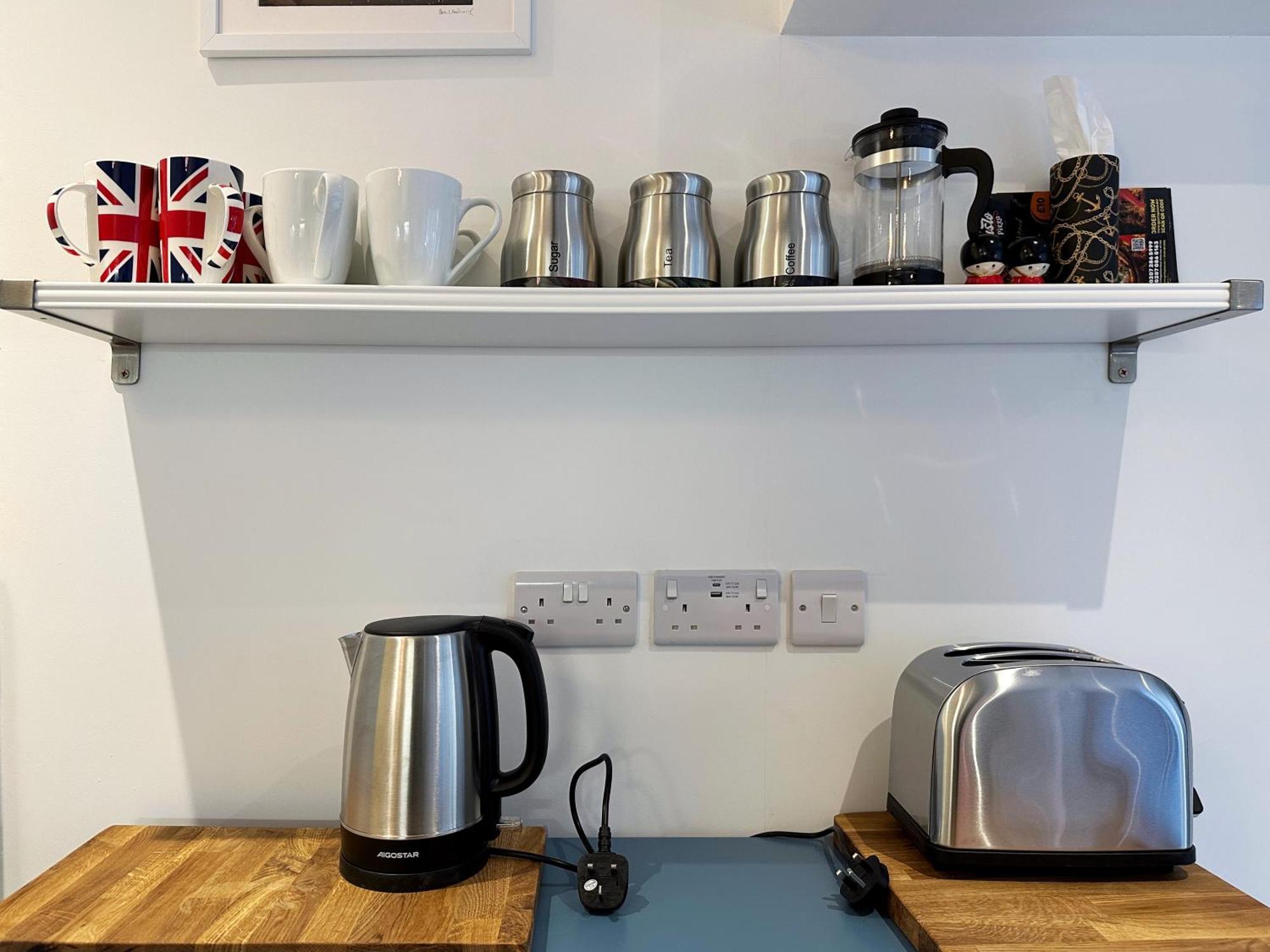 Kensington Studio Hosted By Airoperate Near Notting Hill - 1 Double Bed , 1 Sofa Bed, Ground Floor Apartment Via Private Entrance London Exterior photo